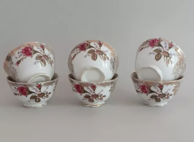 6 Anciens Bols En Porcelaine A Décor De Roses - Années 1930