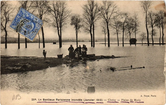 CPA La Banlieue Parisienne flooded (January 1910) CHIEREY Plaine de. (659637)