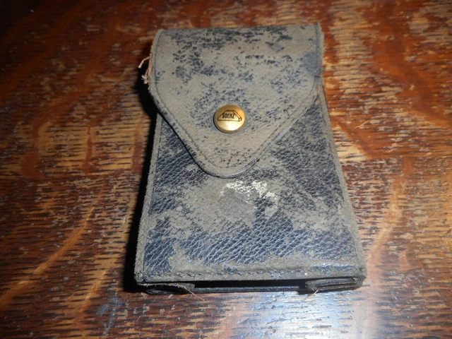 Goerz Small Leather Pouch Circa 1940's