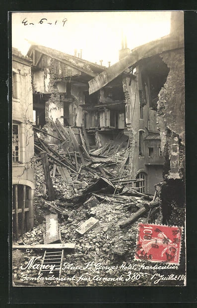 CPA Nancy, Bombardement, Hotel particulière, Place St. Georges 1919