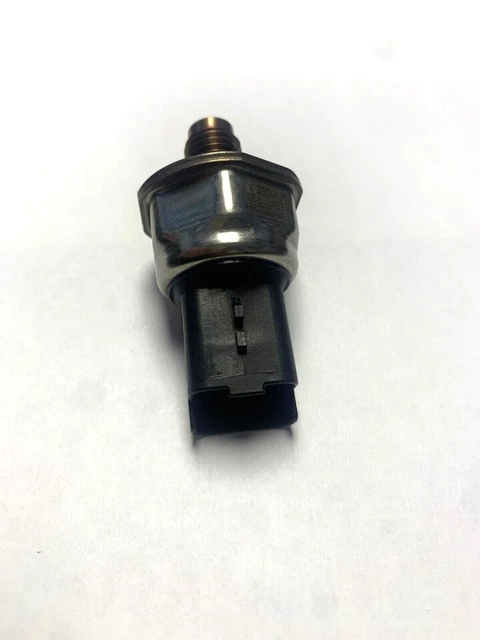 Capteur Pression Carburant Peugeot - 1.6- Ref 9664111780