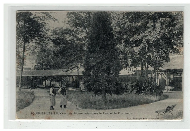 58 Pougues Les Eaux #10545 Les Promenades Dans Le Parc Et Le Promenoir Edit Horl