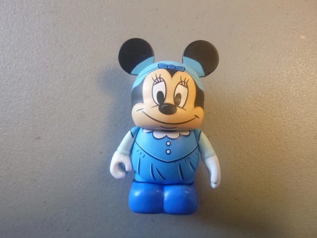 Disney Vinylmation 3"- Mickey's Christmas Carol - Minnie Mouse as Emily Cratchit