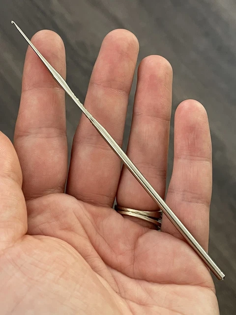 Vintage 20th C.  Boye Size 11 USA Crochet Hook Tool Steel