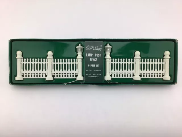 Dept 56 Village Accessory - Lighted Lamp Post Fence - 10 Pc Set #5506-9