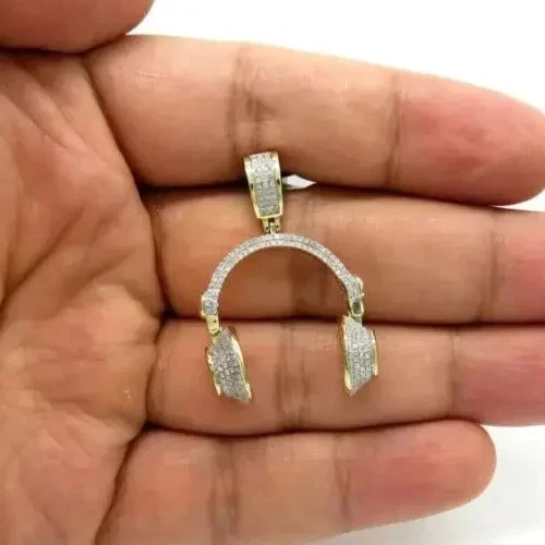 1.60Ct Rund Schliff Echter Moissanit Kopfhörer Anhänger 14K Gelbgold Versilbert
