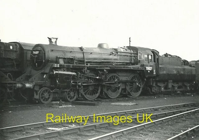 RAILWAY PHOTO - B.R. Standard Class 4MT Riddles 4-6-0 No.75027 with ...