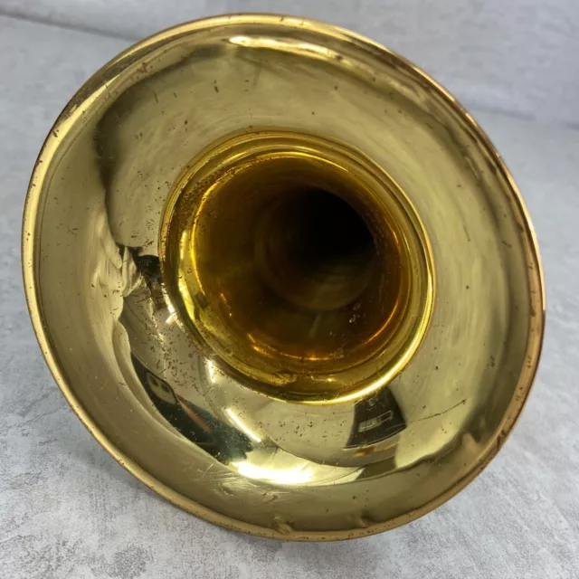Trompeta YAMAHA YTR-636 modelo profesional laca dorada vintage con boquilla