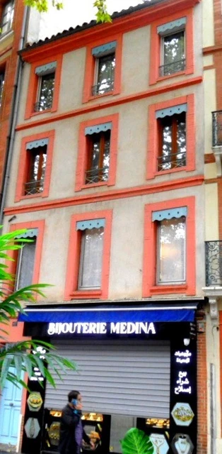 Appartement t2 bis Toulouse centre France, chartreuse au calme 200 m du Capitole