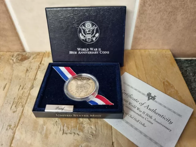 USA 1991 - 1995 WORLD WAR II COMMEMORATIVE PROOF CLAD HALF DOLLAR - Box & COA