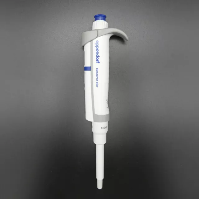 Eppendorf Research Plus Pipette, 100-1000ul, Single Channel, Blue