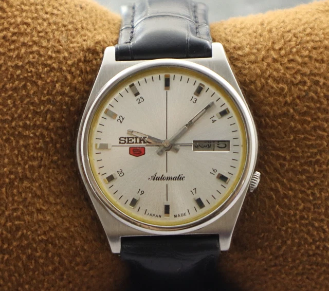 Vintage Seiko 5 Automatic 7009 17J Day/Date Recently Service "Men's Watch" 80's