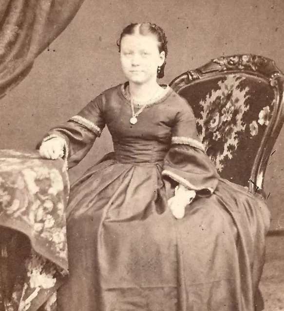 Antique CDV Young Trenton NJ Girl Lovely Dress 1860s Gihon & Rixon Photographers