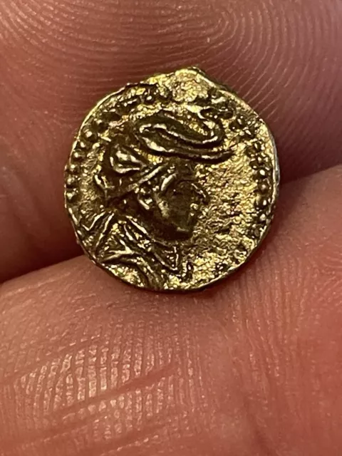 Ancient Electrum Gold Indo Greek Coin Of Eykratidou Low Carat 0.6Grams 12Mm