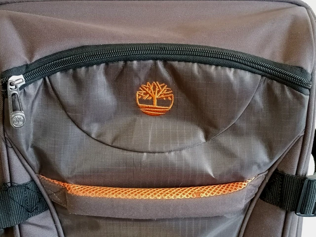 TIMBERLAND WHEELED DUFFLE Bag Carry on 22