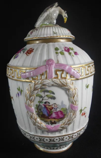 URNE VASE POTICHE AIGLE SCÈNE GALANTE PORCELAINE DE PARIS / SAMSON FIN XIX eme