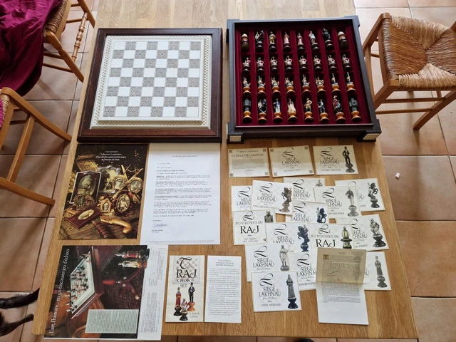 Ancien et rare jeu d'échecs vintage en bois de l'urss