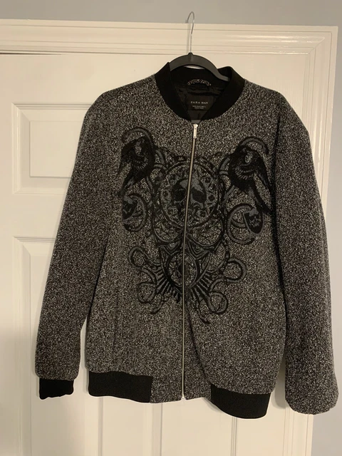 Zara men’s full zip graphic design. XL excellent condition