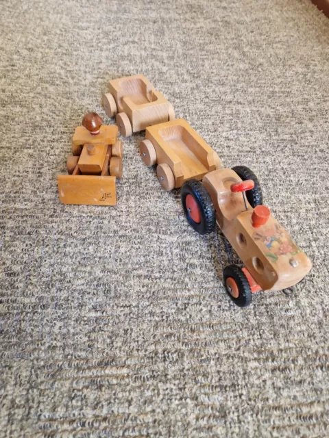 Traktor mit Hänger Holz DUMPER BAGGER .DDR HOLZSPIELZEUG .