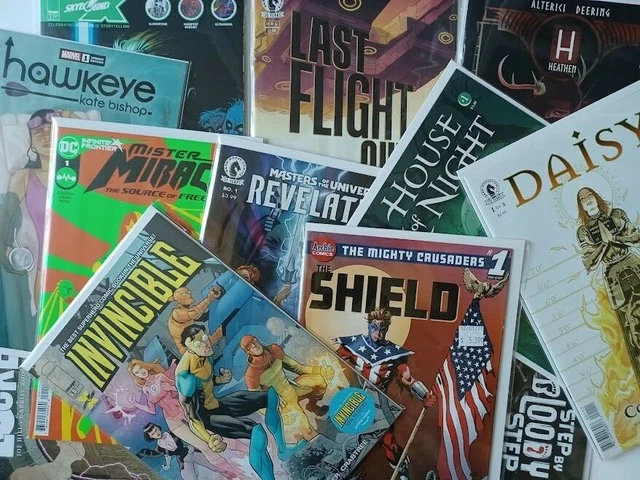 12 COMIC BUNDLE  ALL Issues #1's Marvel DC Dark Horse IDW FN/VF to VF/NM Modern