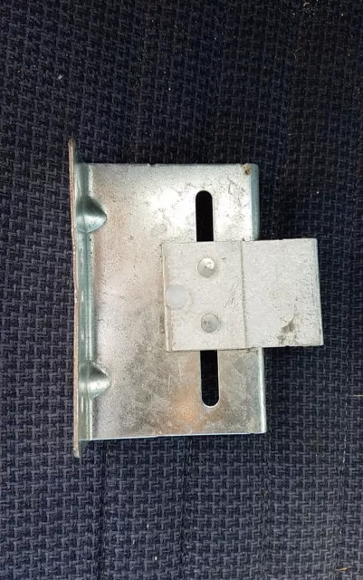 HW-2124 Standing Seam Roof Clips