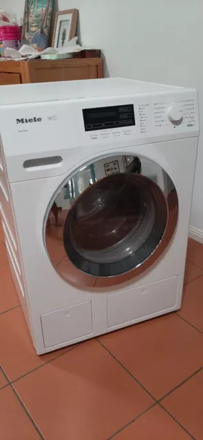 Miele Washing Machine WKG130 8kg Twin Dos  This is pickup only Tingalpa Brisbane