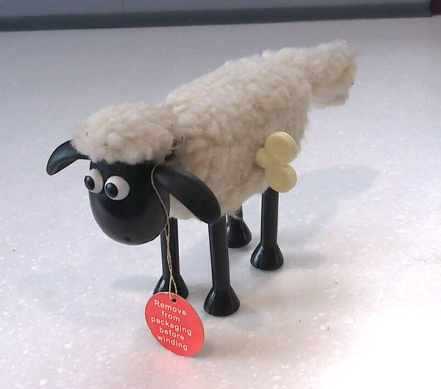 VINTAGE WALLACE AND Gromit Shaun The Sheep Wind Up Mechanical Walking VINTAGE WALLACE AND Gromit Shaun The Sheep Wind Up Mechanical Walking