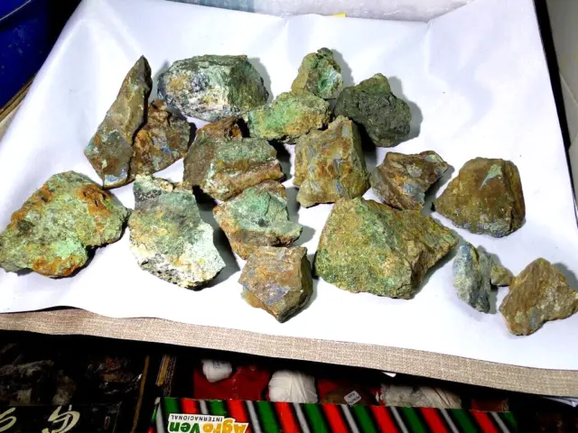 Minerales" Fantastico Lote De 17 Linaritas+Malaquitas  De Mina La Cruz - 2A24"