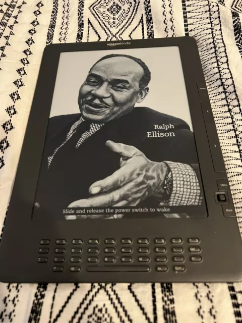 Amazon Kindle DX (2nd Generation) 4GB,, D00801, Works Amazon Kindle DX (2nd Generation) 4GB,, D00801, Works