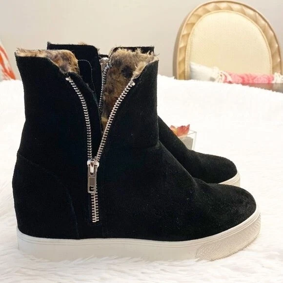 Steve Madden Black suede platform ankle bootie comfort faux fur lined women’s 8