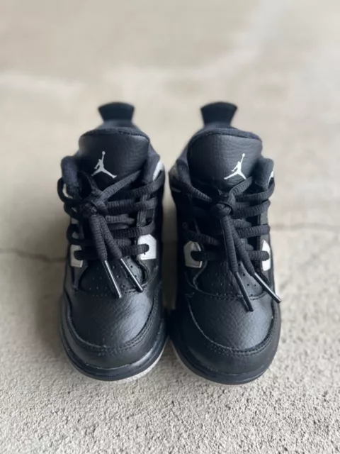 Nike Air Jordan 4 Retro "Oreo"  Toddler 9C