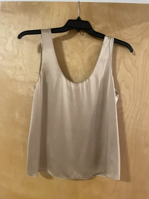 NWT Vince Womens Scoop Neck Tank Size L Lightweight Pullover Shiny