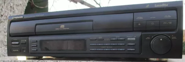 Pioneer  Laserdisc Player CLD-700 Pal LD CD CDV