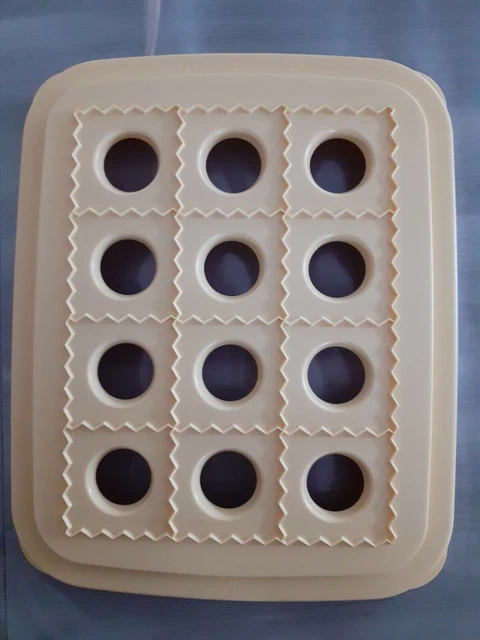 Lot de 4 moules à chaussons et ravioli - IBILI