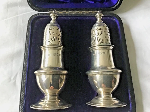 Fine Antique Pair Of Silver Sugar Casters By Henry Stratford H/M Inoriginal Case