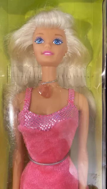 New Sweetheart Barbie Vintage 1997 Mattel Pink Dress Blonde Hair NIB