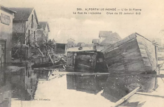 Cpa 94  Alfortville Inondations 1910 Ile St Pierre La Rue De Lisbonne