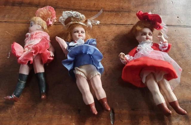 poupée ancienne mignonnette UNIS FRANCE dans son coffret Le