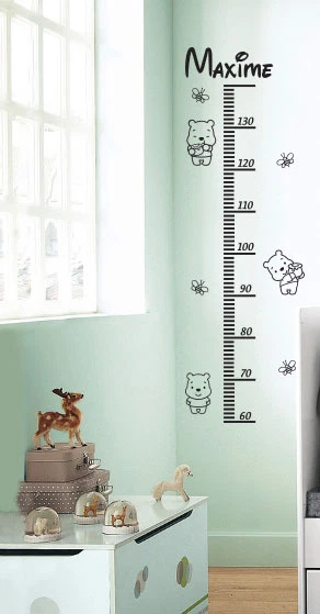 Sticker Winnie L'ourson Sur Un Nuage Avec Prénom Personnalisé - Autocollant Mural Neuf