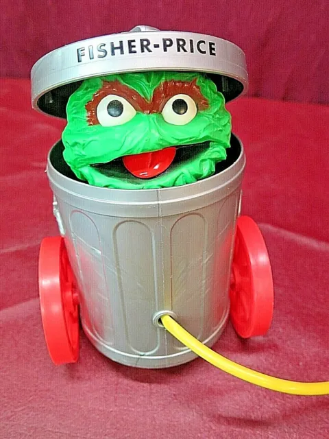 Vintage 1977 Fisher-Price Sesame Street Oscar Grouch Muppet Pop Up Pull Toy