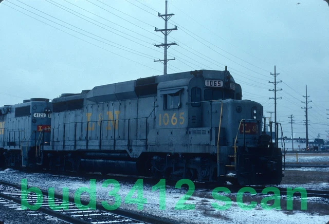LN L&N Louisville & Nashville GP30 #1065 at Chicago IL 1980 ORIGINAL Slide!