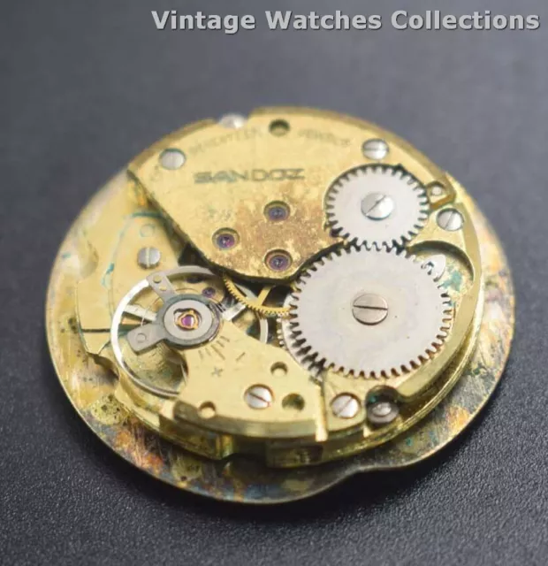 SGT-140 Winding Non Working Watch Movement For Parts And repair O-17315