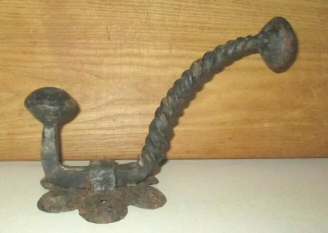 Rare Antique Primitive Rustic Blacksmith Hand Wrought Iron Wall Coat Hat Hook