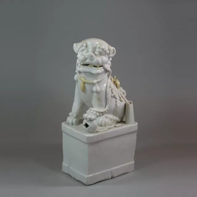 Chinese blanc de chine dog of Fo, 18th century