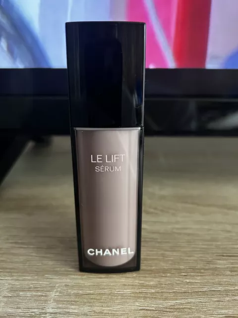 Le lift sérum  lisse,raffermit,fortifie 30ml Chanel