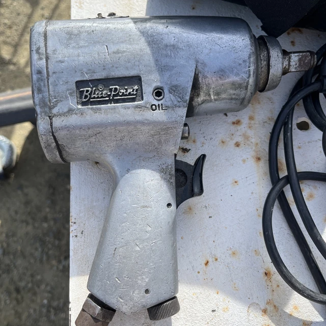 Blue Point AT500 1/2" Drive Air Pneumatic Impact Wrench Tested & Works NICE!