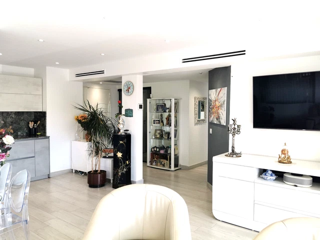 Appartement à vendre à Antibes 3