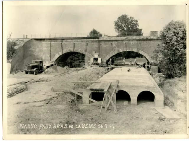 Photo A. Plaisant Oissel Format 24 Cm X 18 Cm / Viaduc Faux Bras La Seine 1947