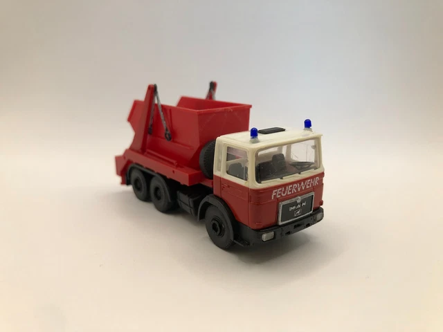 511623_4
