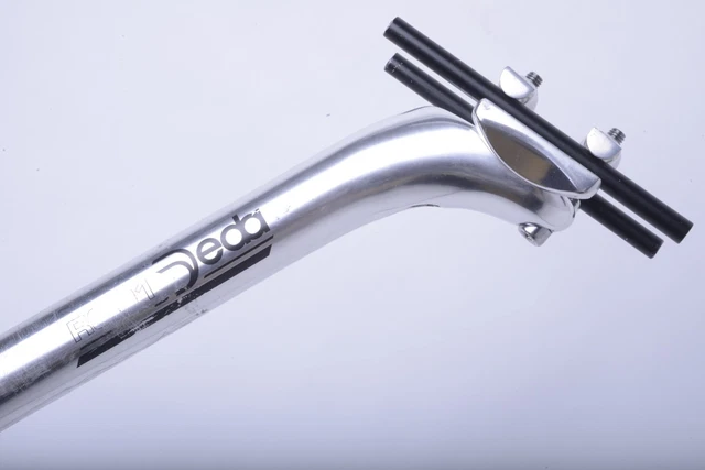 RS01 Seatpost Silver